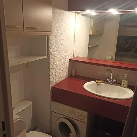 Avec Piscine Apartment *